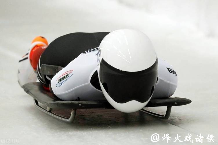 从钢架雪车赛道飞驰而下的0.1秒背后,是这位中国小伙从零开始拼来的奥运荣耀 从钢架雪车赛道飞驰而下的0.1秒背后,是这位中国小伙从零开始拼来的奥运荣耀