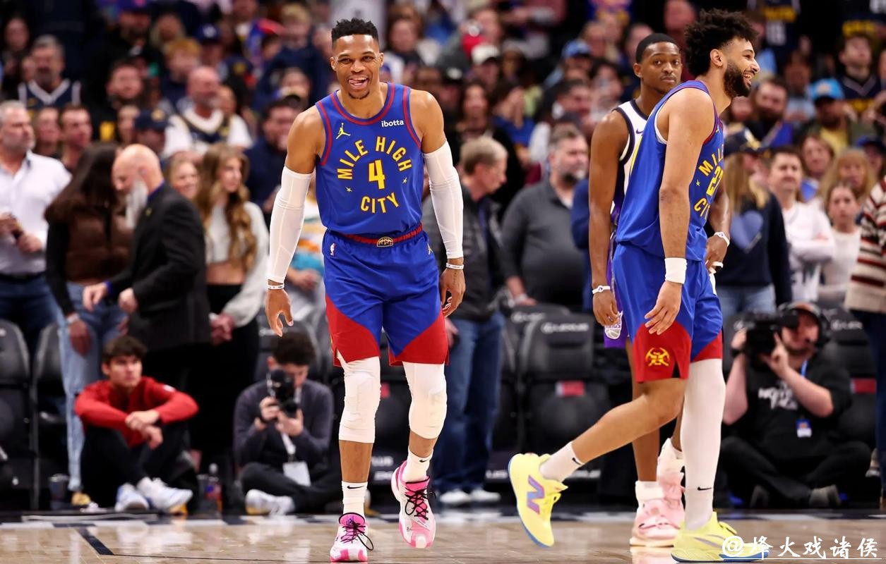 约基奇威少均三双掘金大胜篮网 雄鹿险胜魔术 约基奇威少均三双掘金大胜篮网 雄鹿险胜魔术