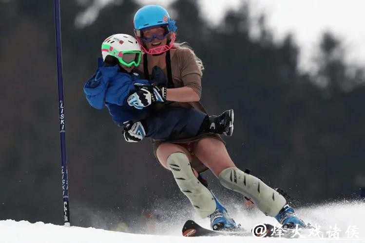 米兰冬奥｜“母子档”书写童话，高山滑雪老将施莱珀与儿子同届参赛创造历史
